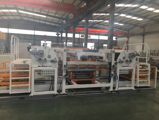 Máy uốn lưới 686 bán tự động cho lưới hàng rào vườn