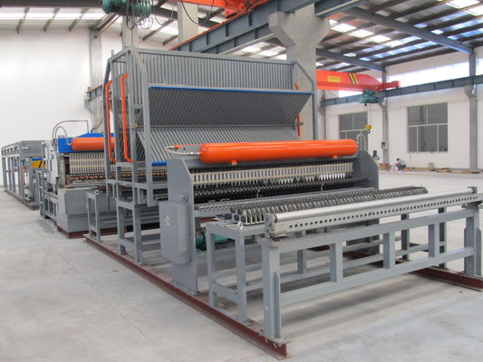 Chiều dài tự động 6000mm Máy hàn điểm đa điểm cho lưới thép